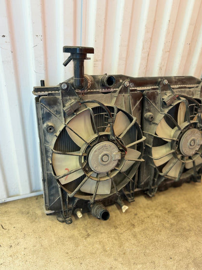 2006-2011 Honda Civic Manual Trans Radiator And Fan  19010-Rnb-A51